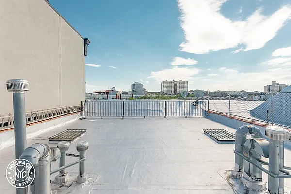 Rented by MySpaceNYC | media 11