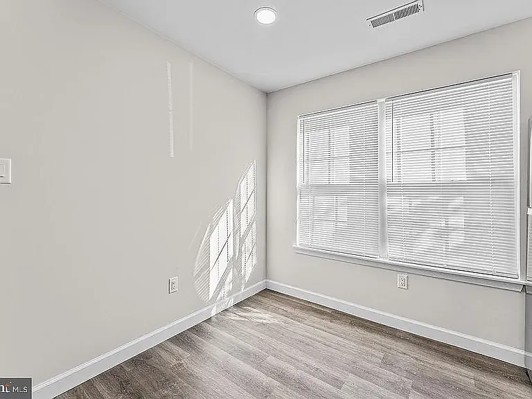11268 Girven Ct — Photo 11