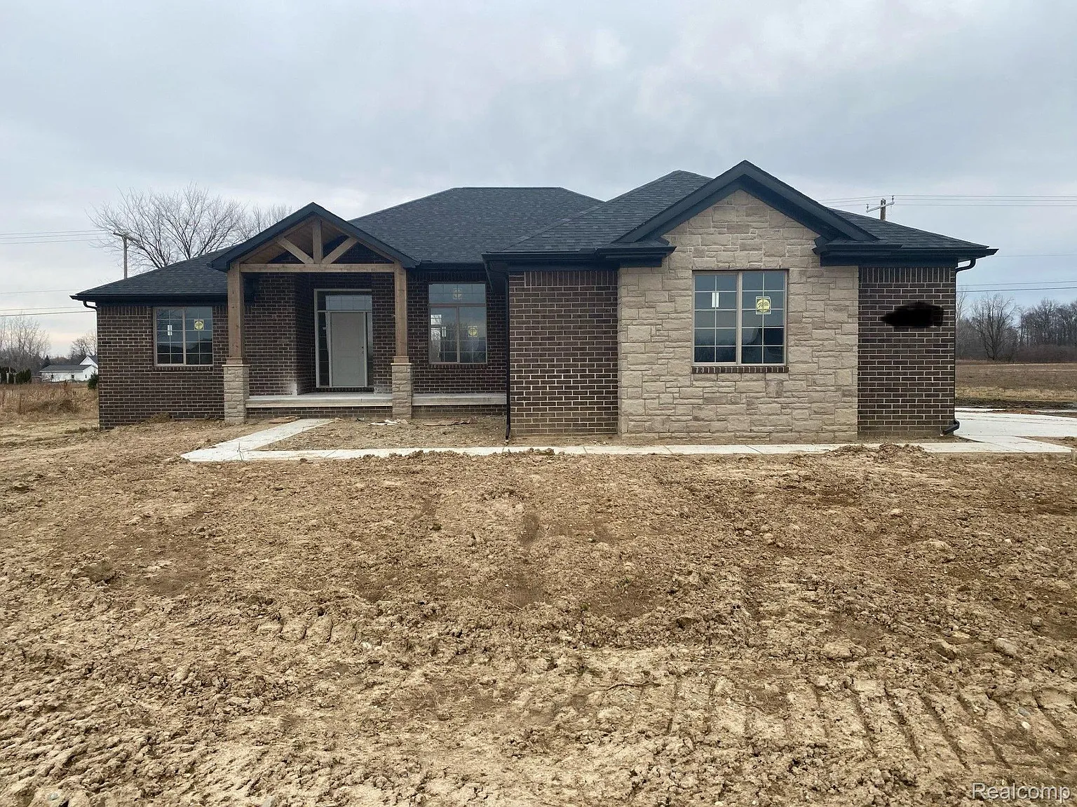 10 Daisy Ln photo 1