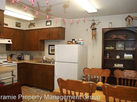 3rd image of 508 E Lyon St #6