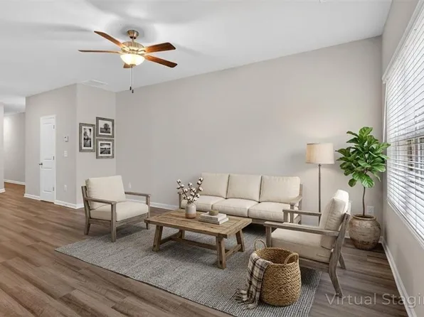 126 Brexley Dr, Calhoun, GA 30701