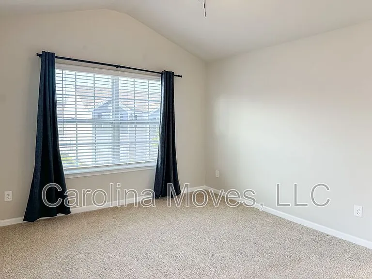 200 Northridge Ct — Photo 8