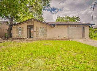4825 Frontier Rd, Garland, TX 75043