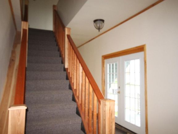3rd image of 139 S Esselstyne St #2B
