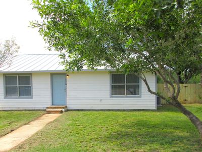 409 COUGHRAN RD, Pleasanton, TX, 78064
