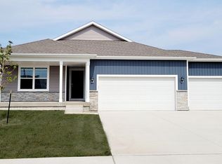 1160 33rd Ct SW, Altoona, IA 50009