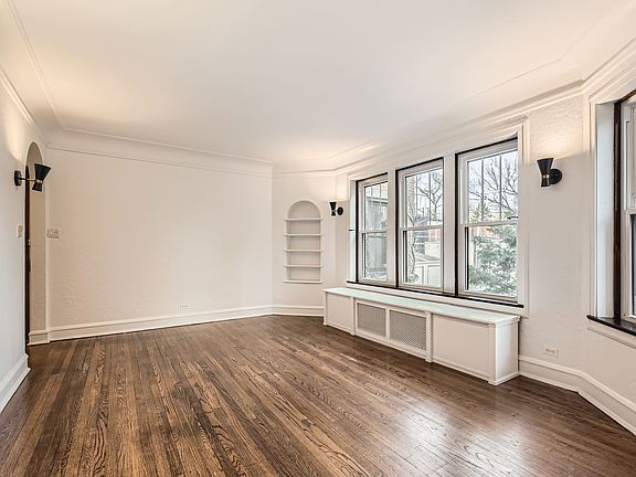 4th image of 1225 W Granville Ave APT 1A