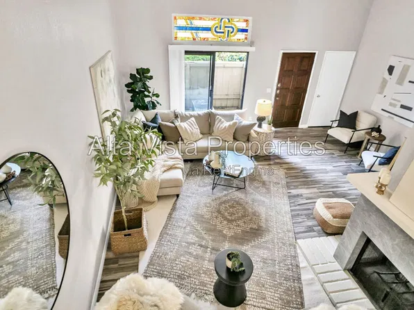 4082 Mahaila Ave Unit E, San Diego, CA 92122