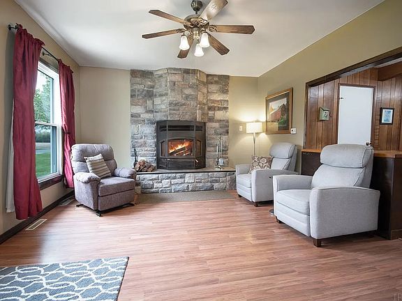 2nd image of 69482 Tamarack Rd