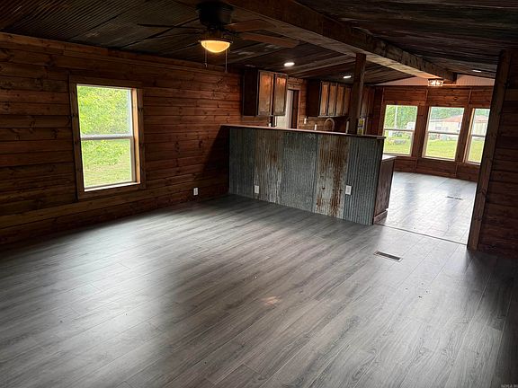 2nd image of 737 Gravel Hill Rd