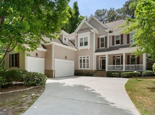 3698 Lakeview Dr, Tucker, GA 30084