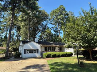 9 Beverly Hills Dr, Newport News, VA 23606
