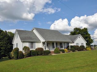 690 Lick Branch Rd, Glasgow, KY 42141