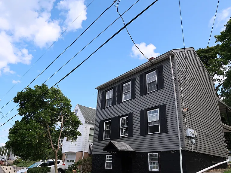 2037 Mahantongo St #2 — Photo 15