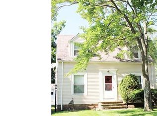 20601 Halifax Rd, Warrensville Heights, OH 44122