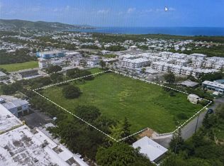 Veve Calzada #J-17, Fajardo, PR 00738