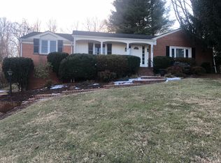 1004 Ridgemont Dr, Staunton, VA 24401