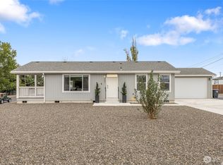 906 S C St, Moses Lake, WA 98837