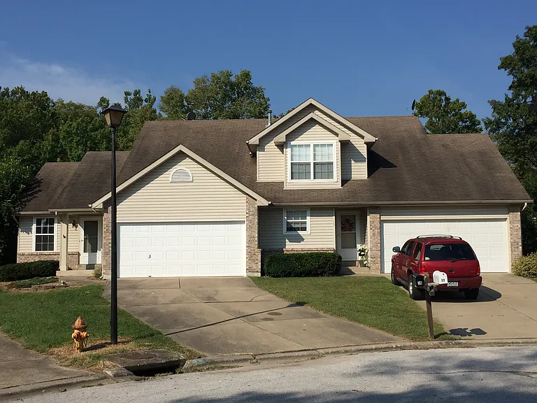17 Bayside Ct — Photo 1