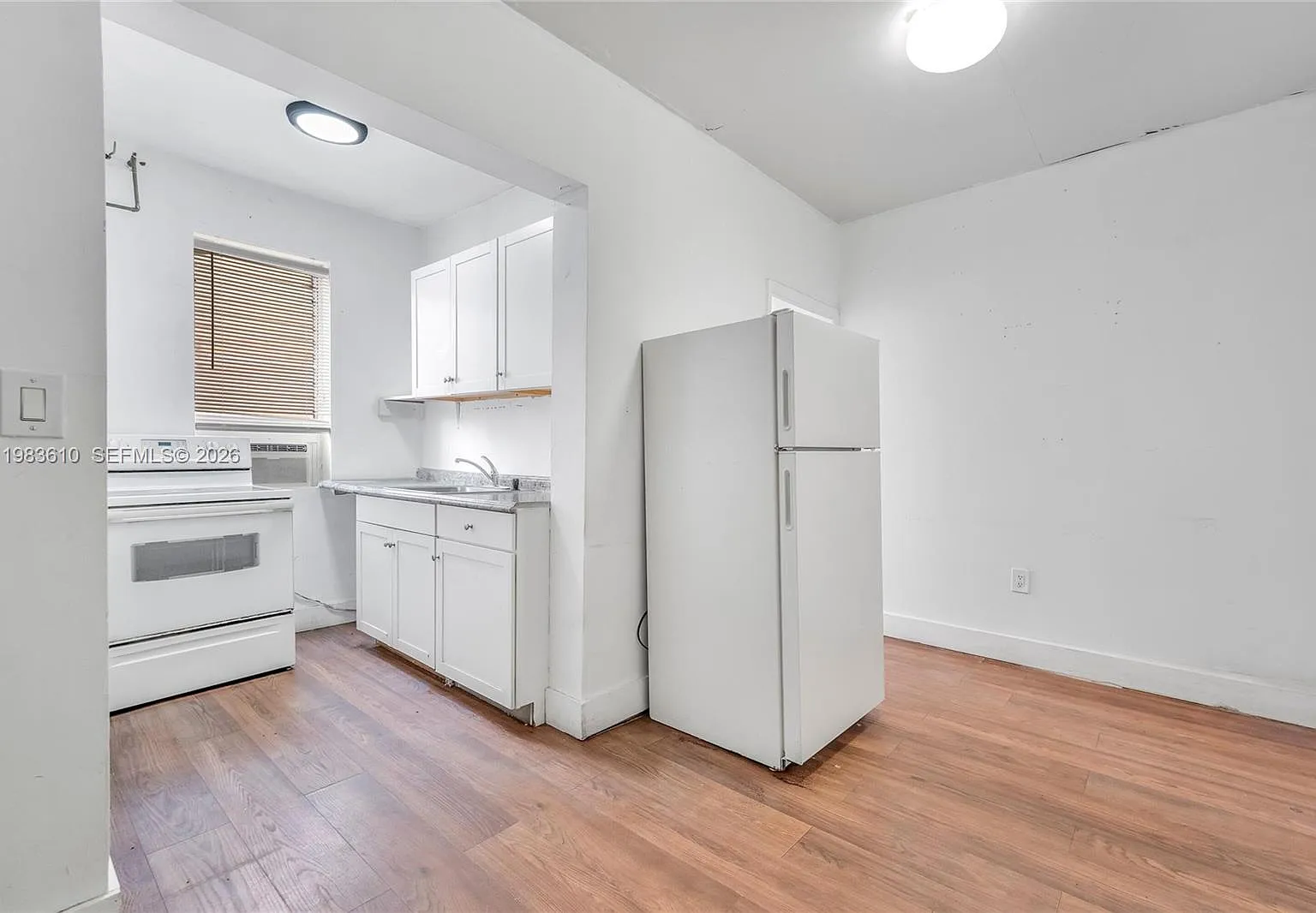 Lawrence Estates Land Cos — Photo 4