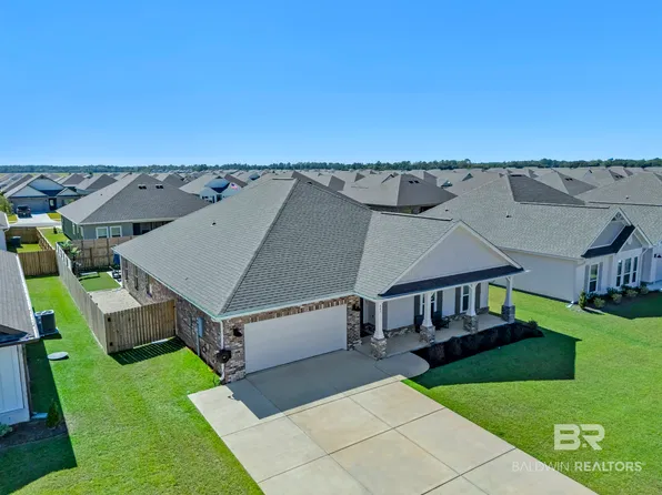 445 Raley Farms Dr, Gulf Shores, AL 36542