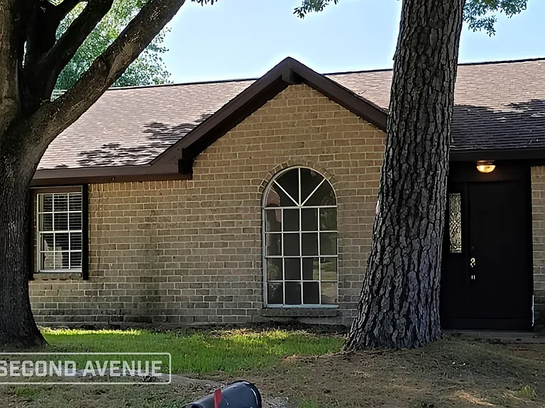 7035 Shady Arbor Ln — Photo 1