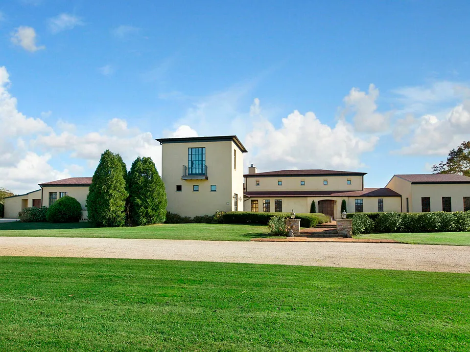51 Poxabogue Ln