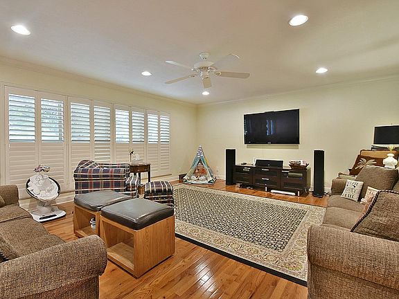 5th image of 7769 Devonshire Dr