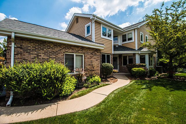 1st image of 17345 Brook Crossing Ct