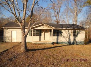 287 Flint River Dr, New Market, AL 35761
