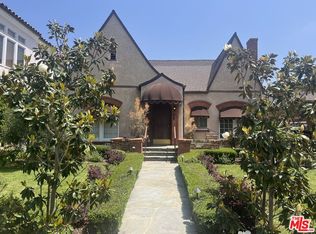 214 Foothill Rd, Beverly Hills, CA 90210