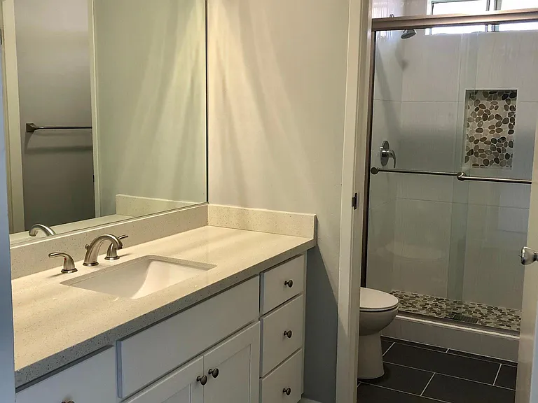 756 Morningside Dr — Photo 14