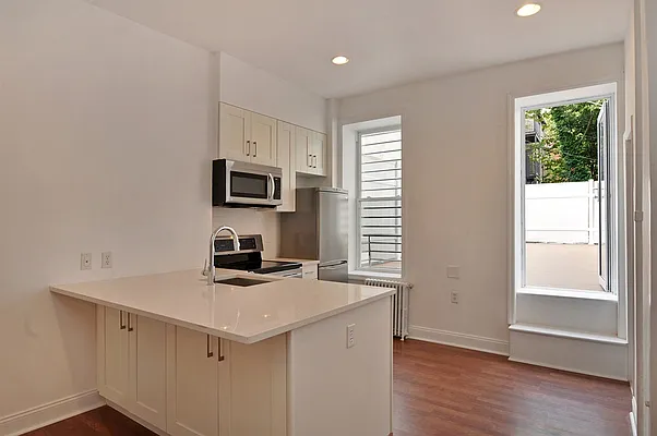 Rented by Corcoran | media 13