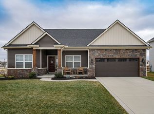 1450 Blackhawk Dr, Waterville, OH 43566