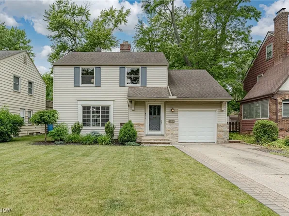 2404 Edgerton Rd, University Heights, OH 44118