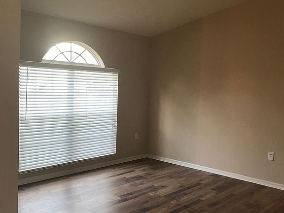 4th image of 10514 Sedgebrook Dr