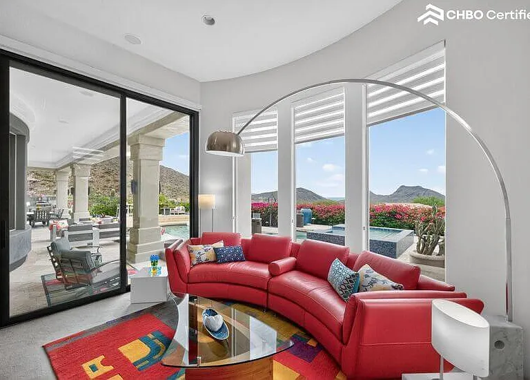 Bay window seating ad access to covered lanai