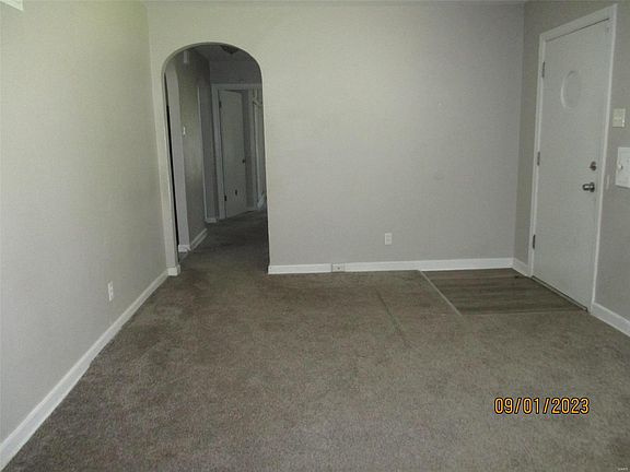 2nd image of 1177 Southworth Ct