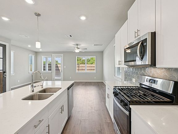 The Avery floorplan in Spring Brook Village of Houston, TX.