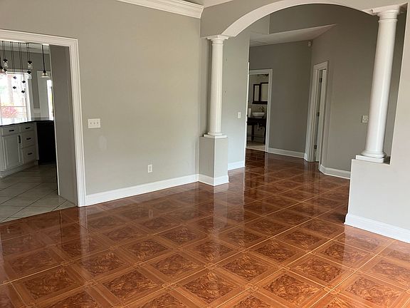 5th image of 1225 Hidden Shores Dr SW