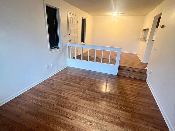 3rd image of 170 Quail Way #170