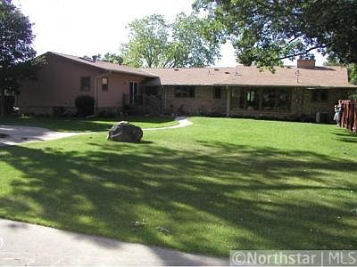 1st image of 709 Country Pl