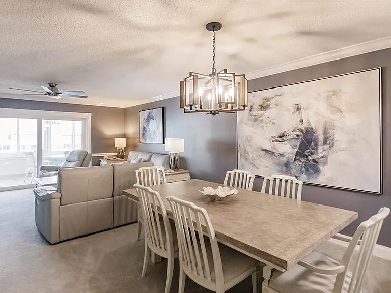 1055 W Peppertree Dr #805AA — Photo 8