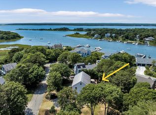 21 Debbie Ln, Mashpee, MA 02649