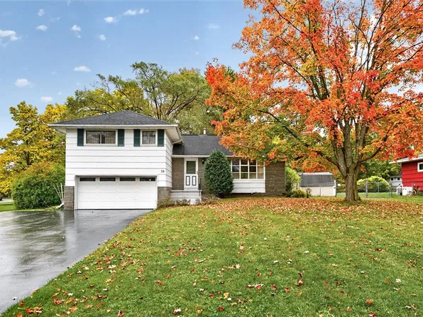 38 Bradford Rd, Pittsford, NY 14534