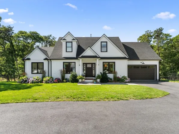116 Sisson Rd, Harwich Port, MA 02645