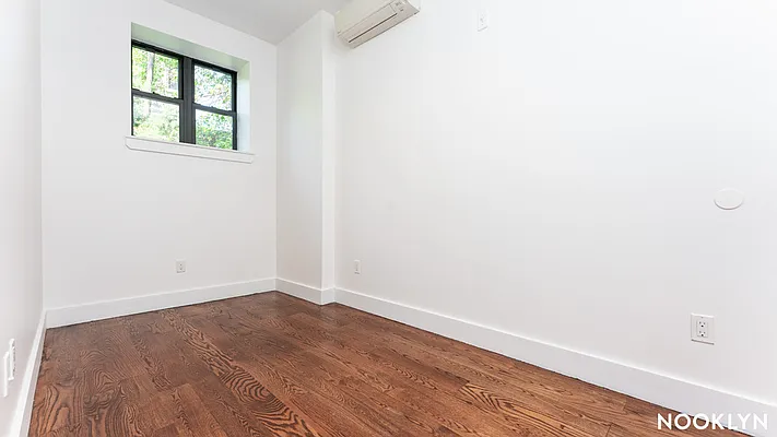 Rented by Nooklyn NYC LLC | media 27