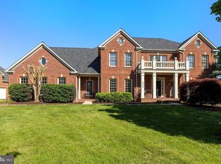 6504 Fawn Hollow Pl, Centreville, VA 20120