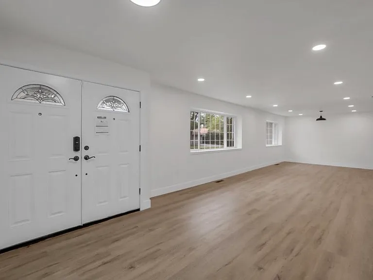3004 Stafford Way — Photo 7