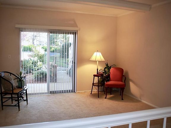 5th image of 925 Cleveland St Unit 69